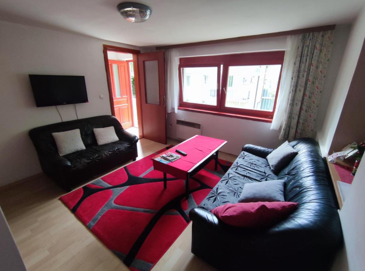Apartment Near Center 塞拉耶佛 外观 照片