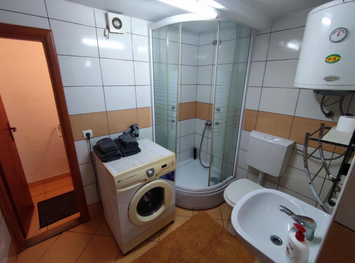 Apartment Near Center 塞拉耶佛 外观 照片