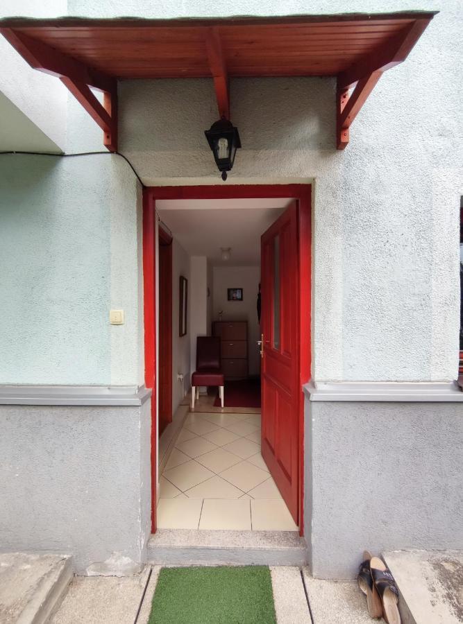 Apartment Near Center 塞拉耶佛 外观 照片